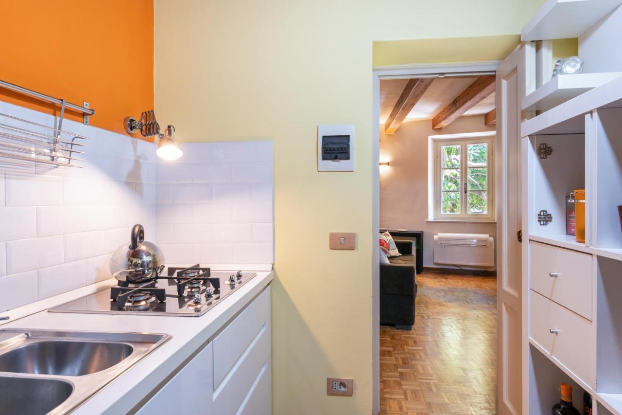 Piazza Napoleone Lovely Central Apartment Лукка Екстер'єр фото